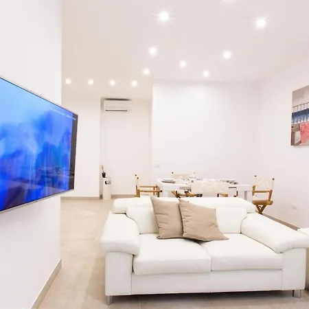 Style House A Few Step From Main Square アパート *