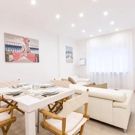 Style House A Few Step From Main Square アパート ソレント